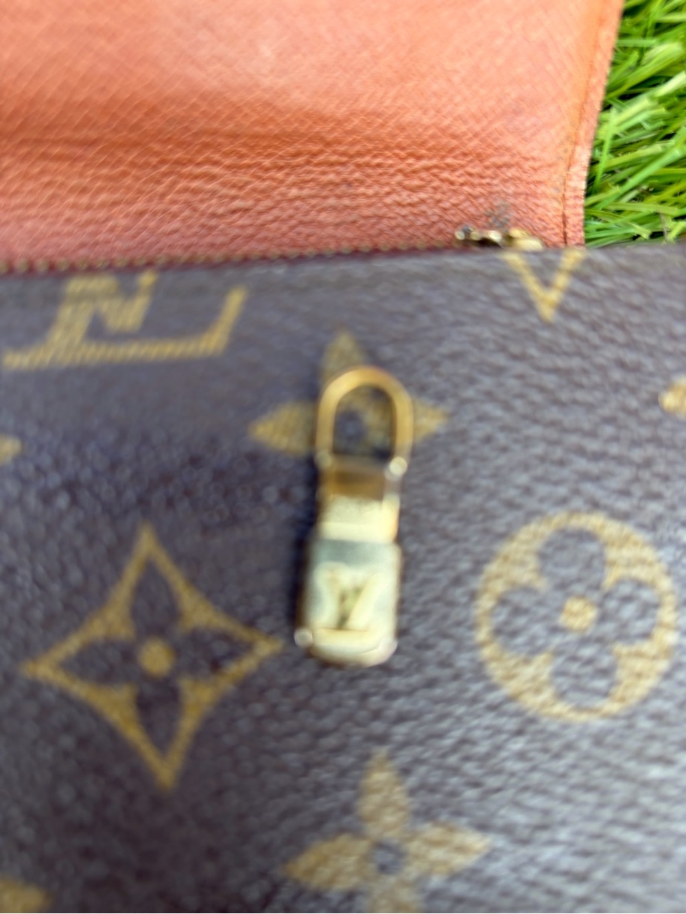 Louis Vuitton Monogram Long Wallet Authentic 1991 DateCode France - Picture 11 of 11